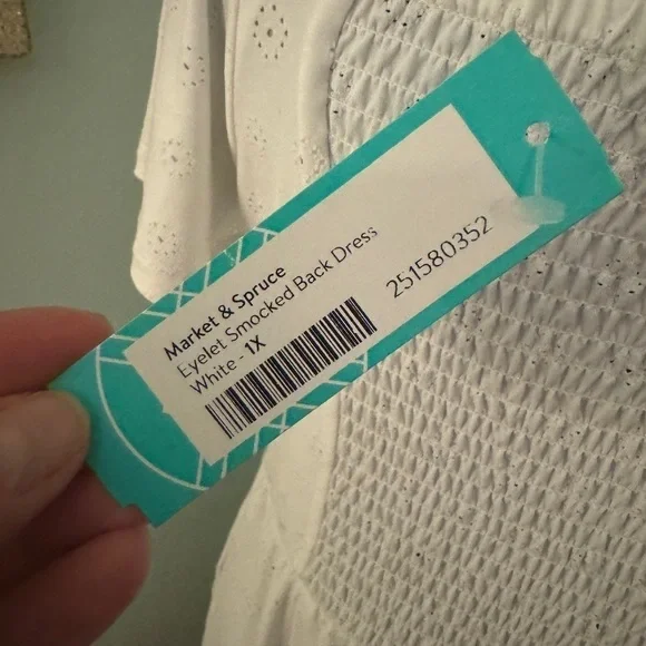 NWT Stitch Fix MARKET & SPRUCE white eyelet smocked back soft stretch dress 1X - Picture 6 of 9